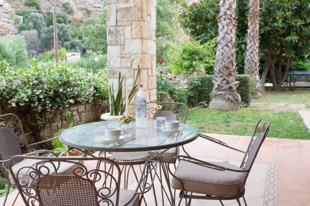 Comfy House With Mountain View Iraklio